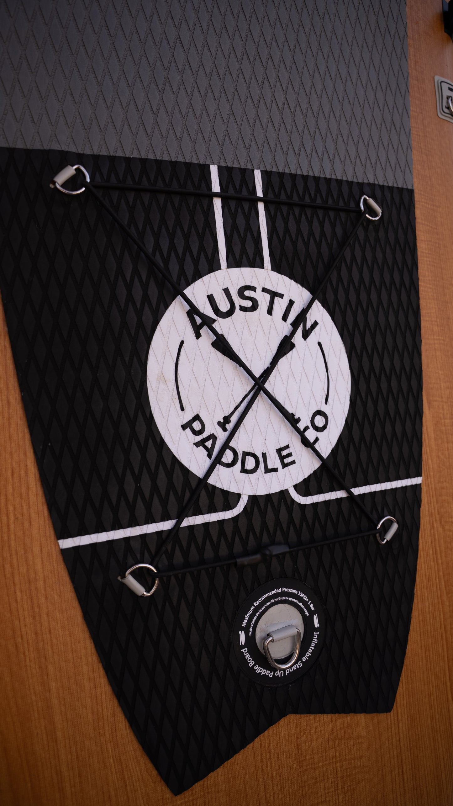 Austin Paddle Co 'The Rustic 2.0' 11ft Inflatable Stand-Up Paddle Board Package
